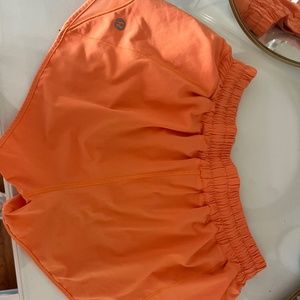Lululemon Hotty Hot Shorts 2.5